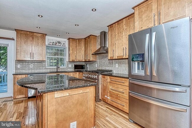 Building Photo - 9400 Van Arsdale Dr