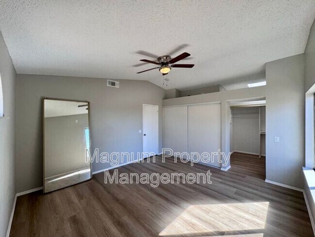 Building Photo - 24743 Angella Way