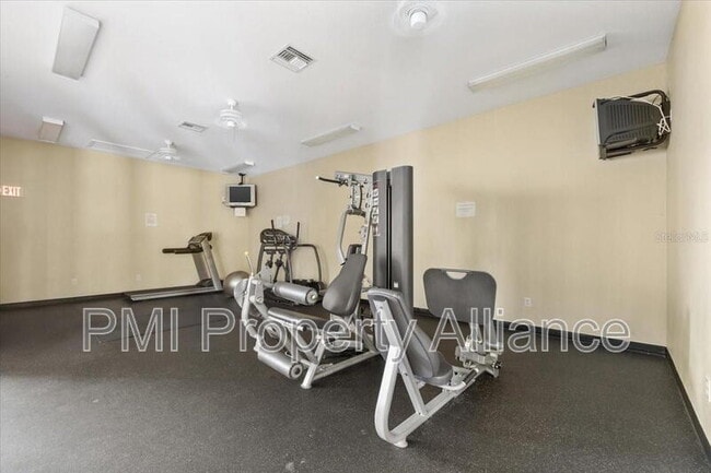 Building Photo - 2774 Club Cortile Cir