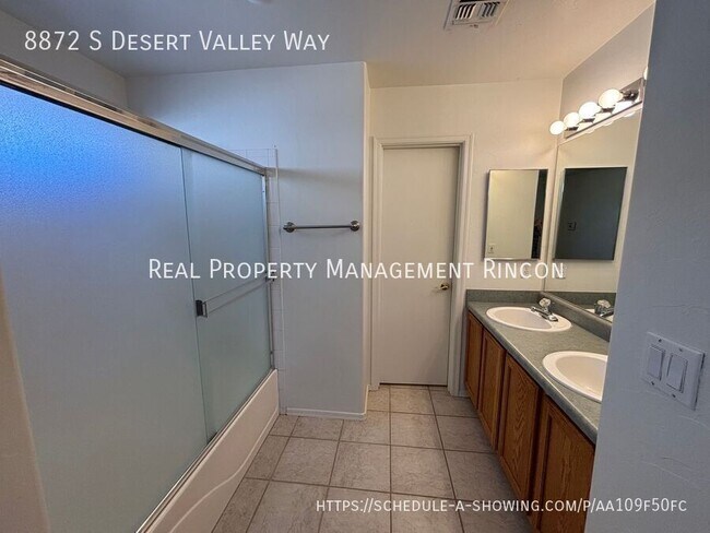 Building Photo - 8872 S Desert Valley Way