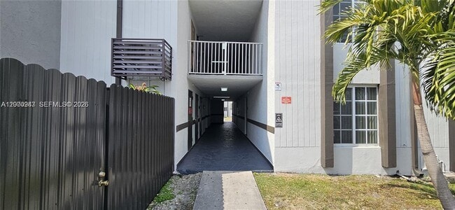 Building Photo - 4804 NW 79th Ave