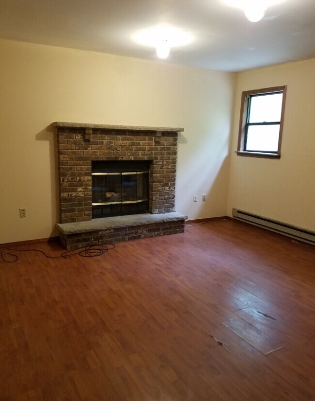 Building Photo - 1546 Black Birch Way