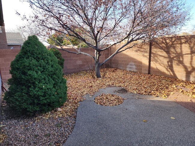 Building Photo - 9335 Admiral Lowell Pl NE