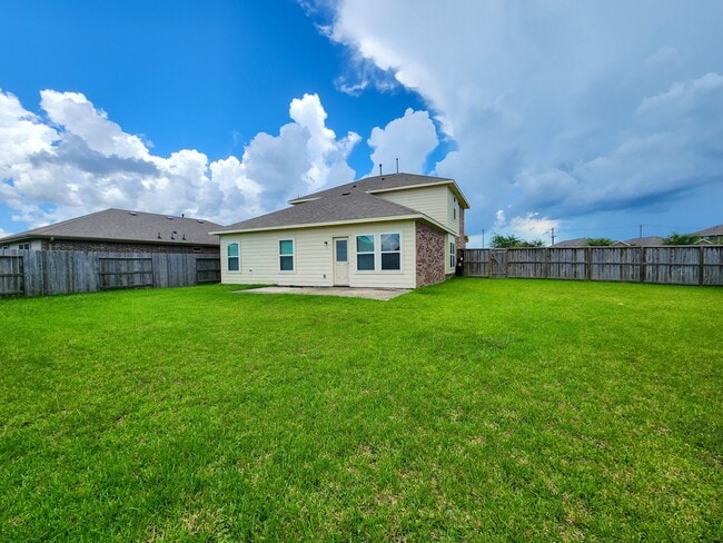 Building Photo - 2119 Del Mar Dr