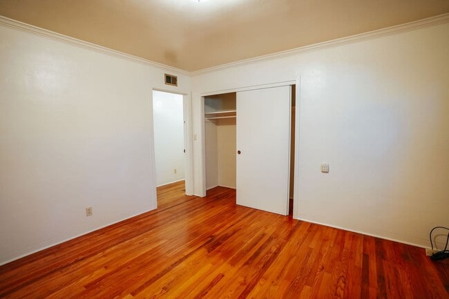 Building Photo - 1911 H St