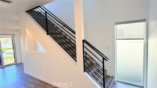 Building Photo - 1416 Cloverdale Ave