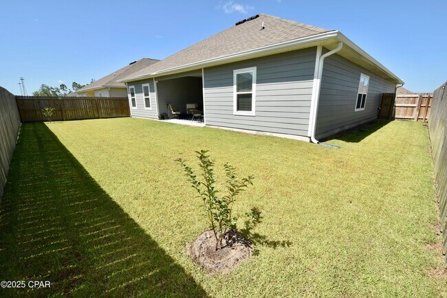 Building Photo - 4858 Sweetspire Dr