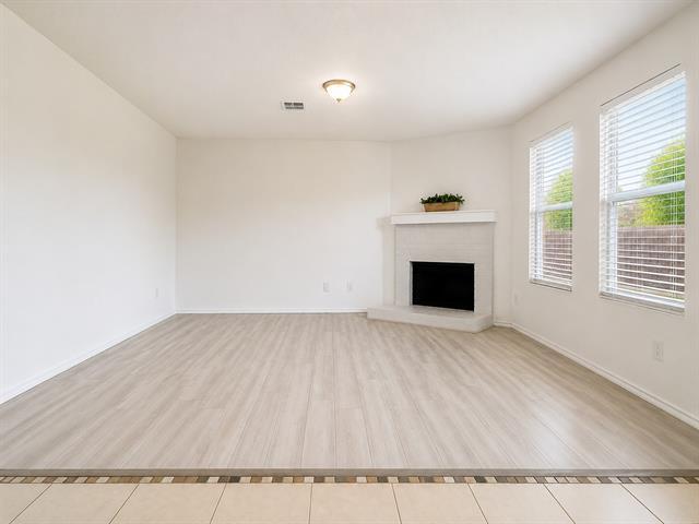 Building Photo - 3608 Willow Creek Trail