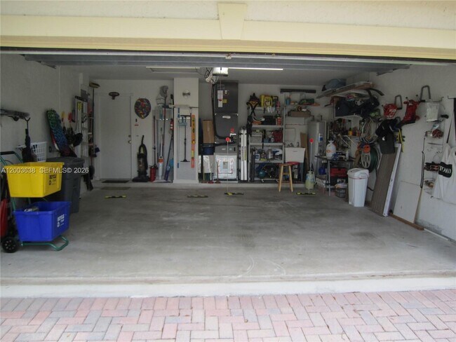 Building Photo - 9798 Casa Mar Dr