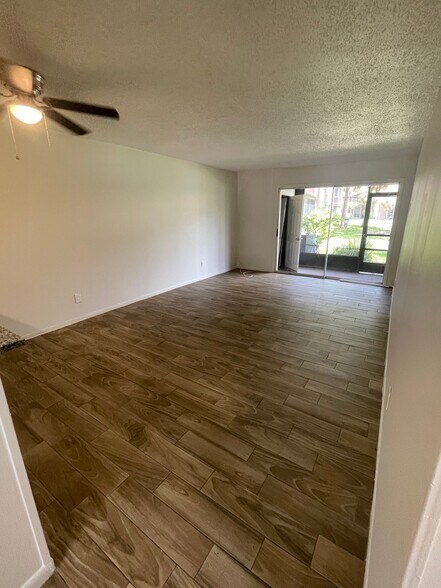 Building Photo - 6308 Newtown Cir