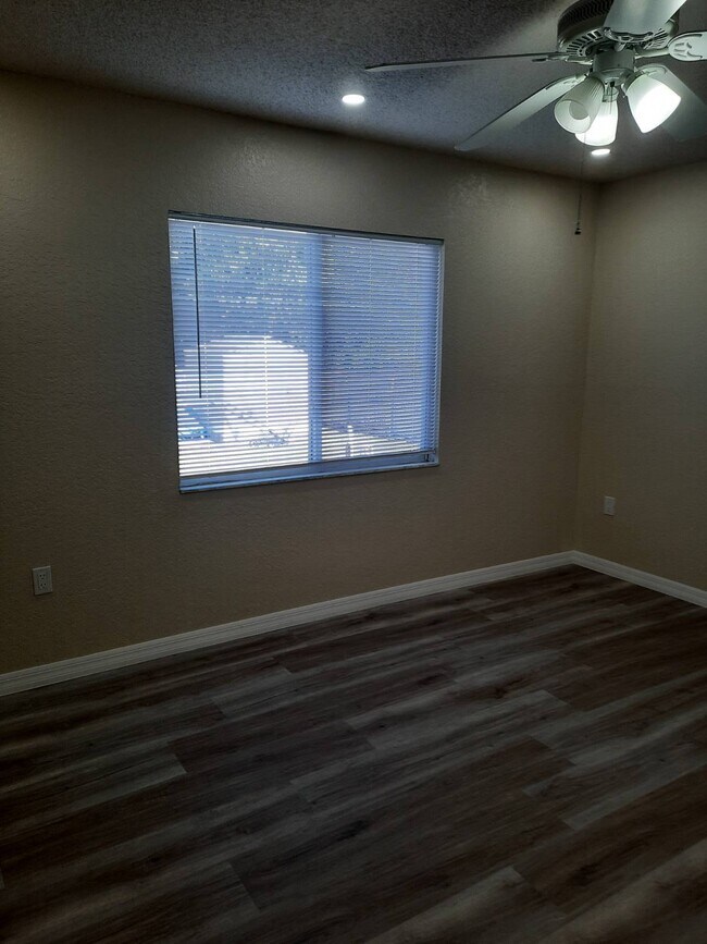 Building Photo - 11239 Blythville Rd