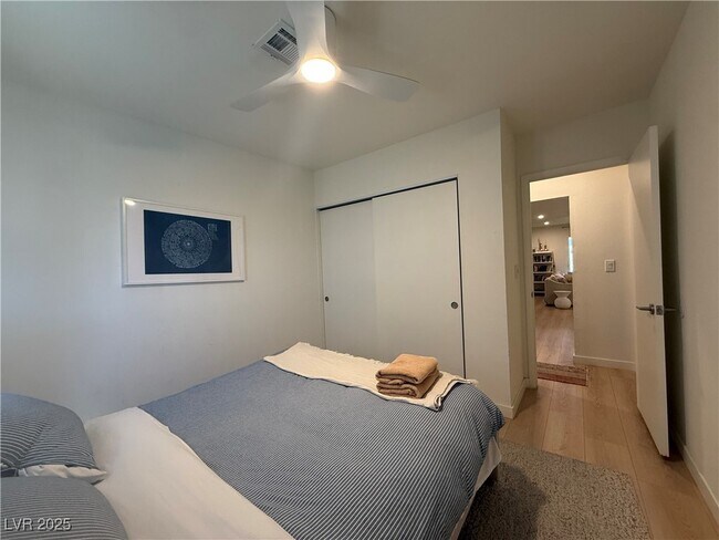 Building Photo - 3611 Rosewood St