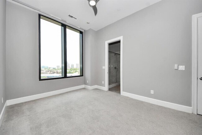 Building Photo - 1409 Post Oak Blvd