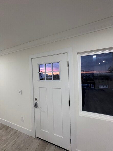 Building Photo - 4619 Del Monte Ave