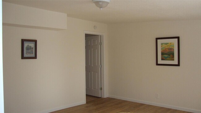 Building Photo - 18311 Redbud Ln