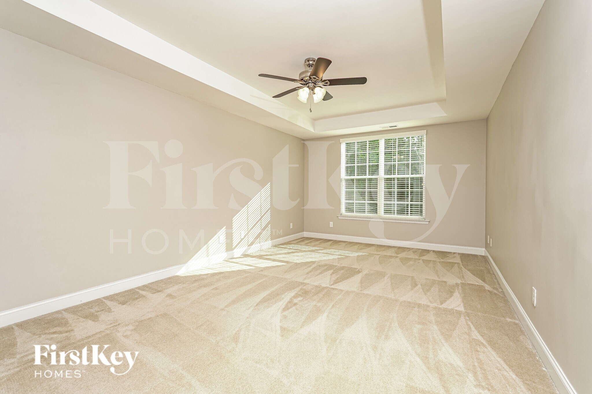 Building Photo - 1643 Ashmead Ln