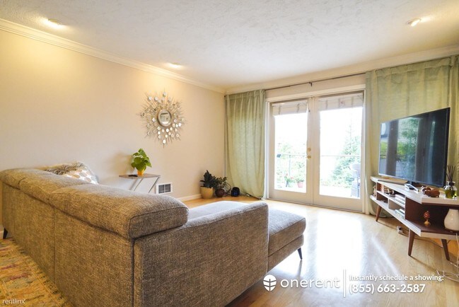 Building Photo - 5210 Lake Washington Blvd NE