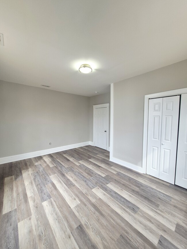 Building Photo - 3325 Florida Ave