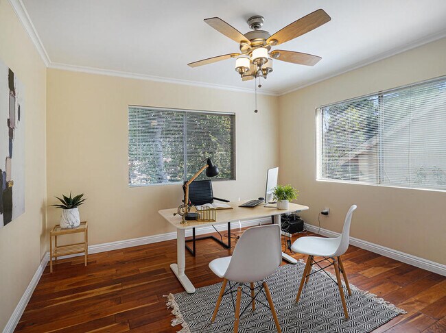 Building Photo - 4236 Ensenada Dr