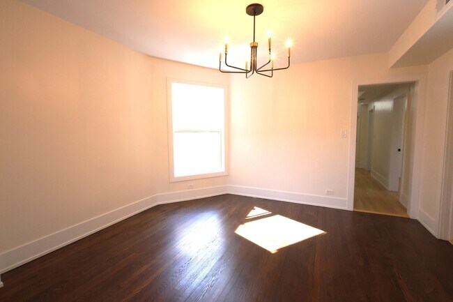 Building Photo - 4436 N Bernard St