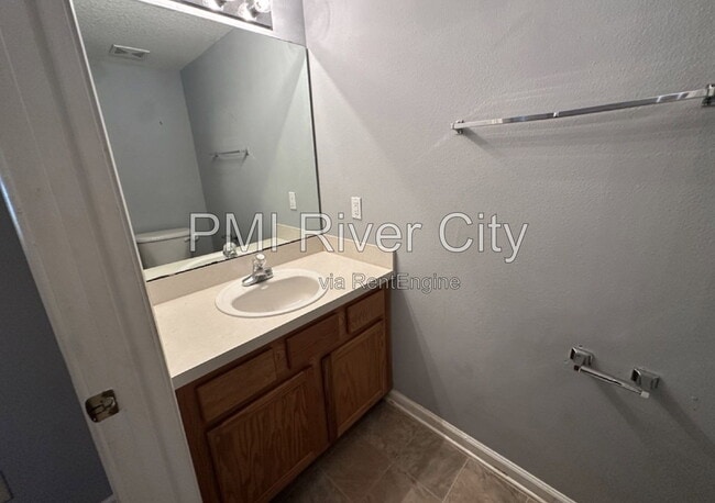 Building Photo - 4750 Playpen Dr