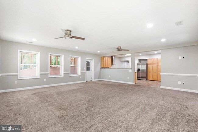 Building Photo - 24524 Ruff Ruff Ln