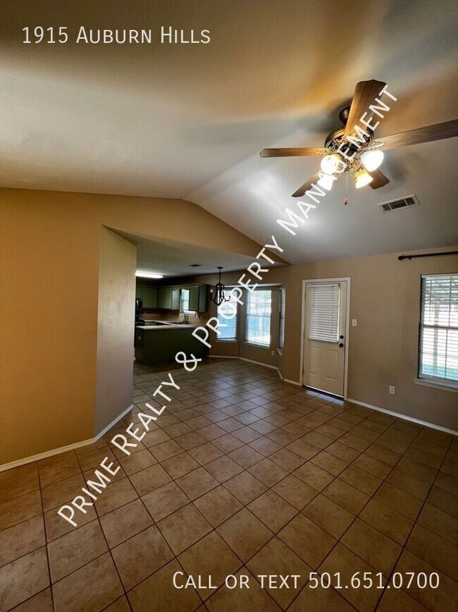 Building Photo - 1915 Auburn Hills Dr