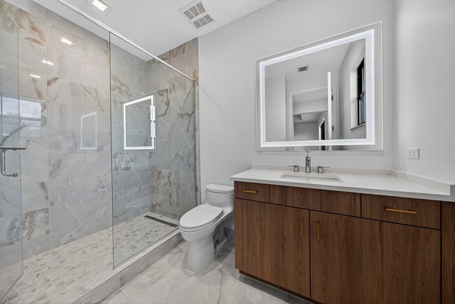 Building Photo - 9361 Sunflower Mdw Rd