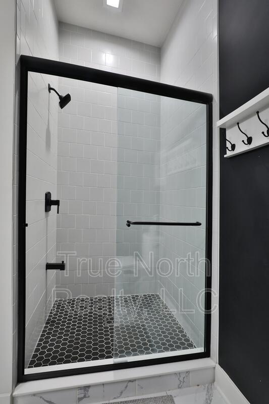Building Photo - 2246 Koester Trce