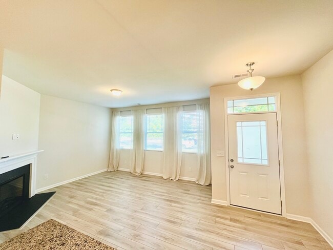 Building Photo - 4117 Galloway Park Dr