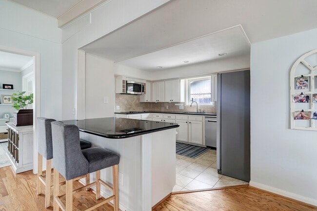 Building Photo - 12318 Woodthorpe Ln