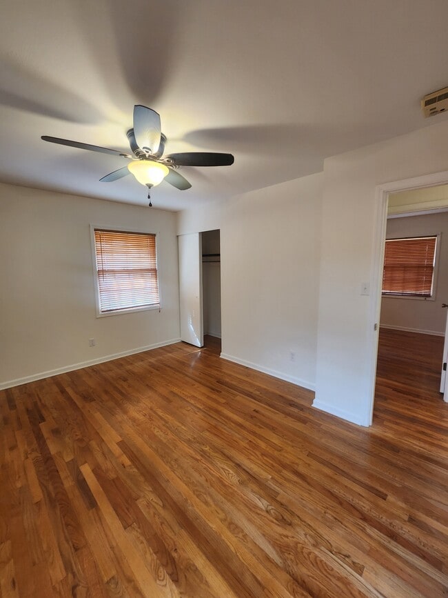 Building Photo - 235 Barrett St