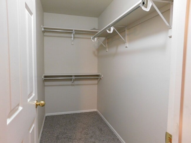 Building Photo - Nice Duplex in Established Neighborhood