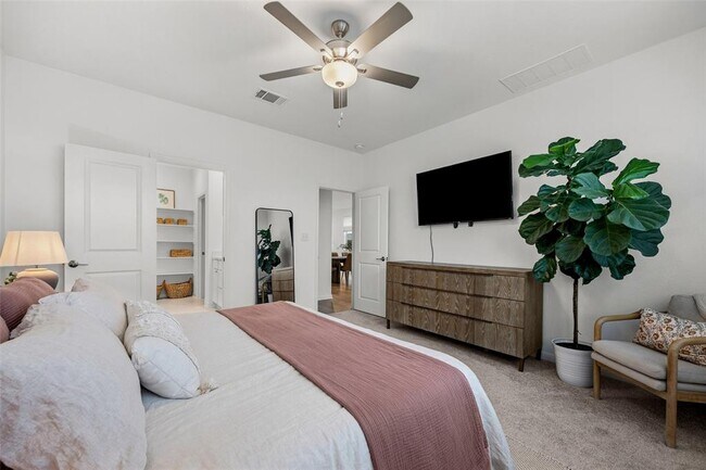 Building Photo - 858 Papaya Dr