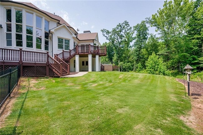 Building Photo - 105 Chablis Ct