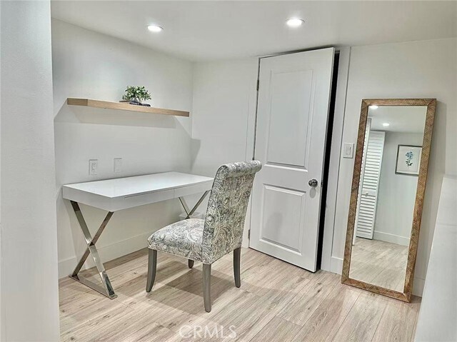 Building Photo - 2506 Zorada Dr