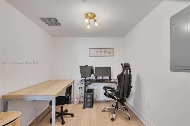 Building Photo - 185 SW 7th St