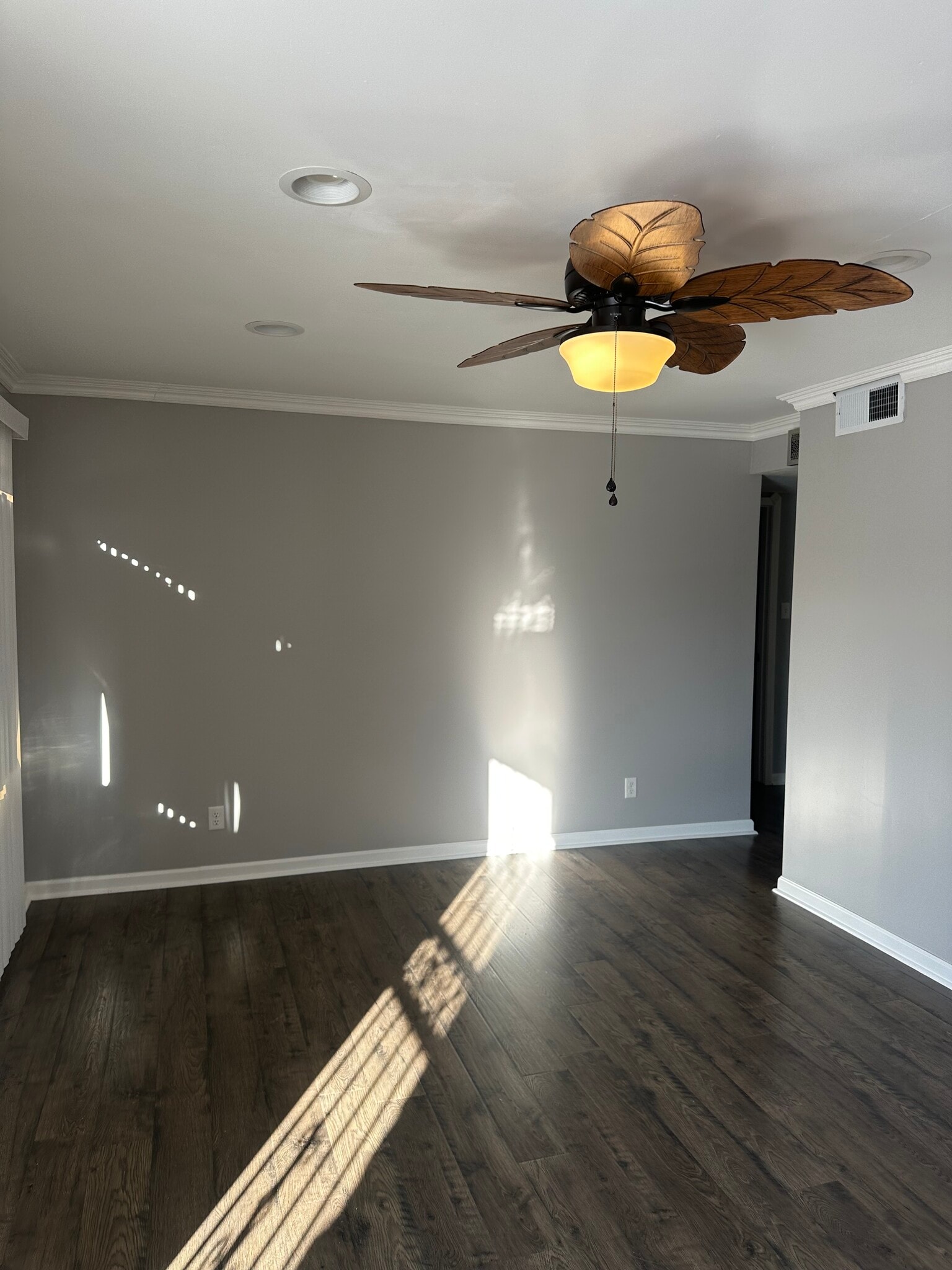 Building Photo - 782 Mount St