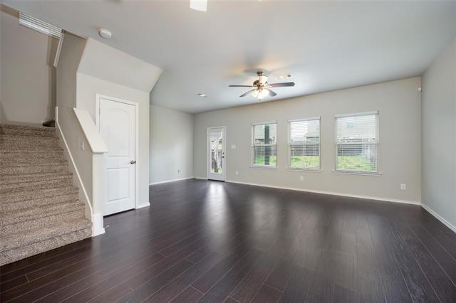 Building Photo - 5007 Sanger Cir Dr