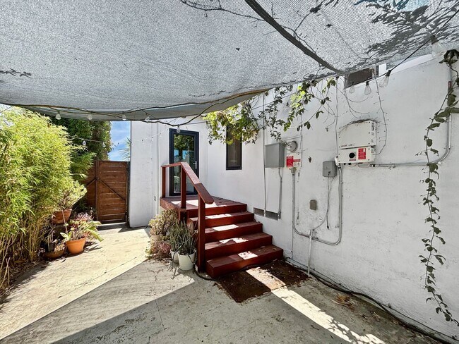 Building Photo - Beautiful 3BD/2BA House in El Cerrito w/ W...