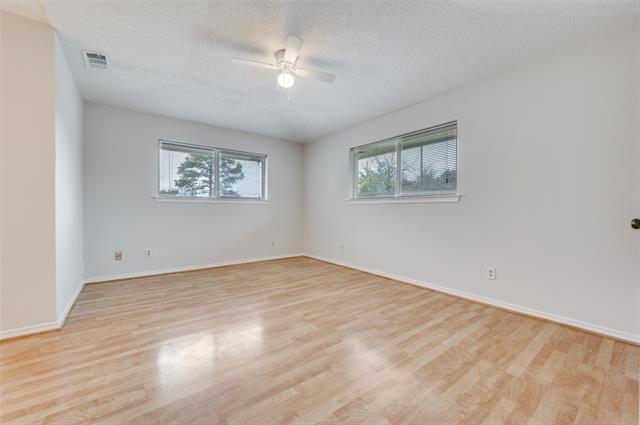 Building Photo - 3212 Townsend Dr