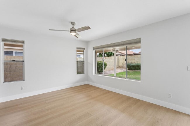 Building Photo - 17435 N 46th St