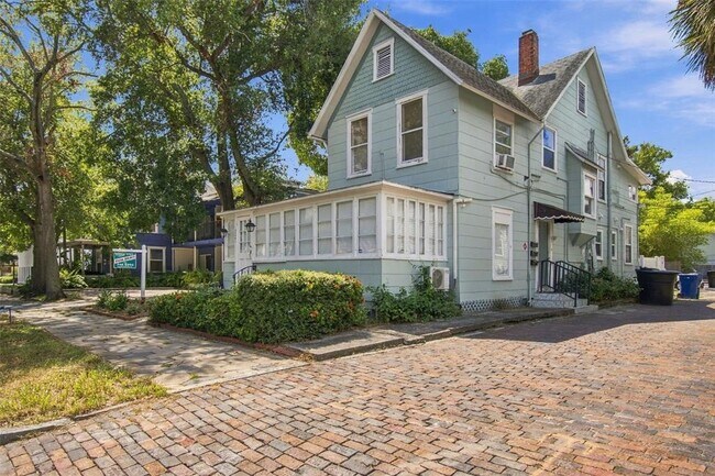 Building Photo - 524 3rd St N