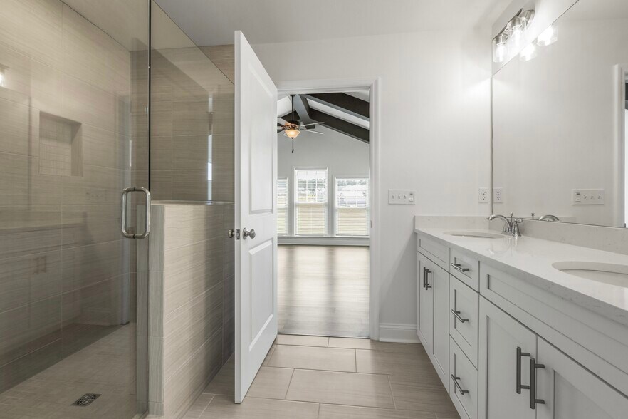 Building Photo - 3658 Meadow Vista Ln