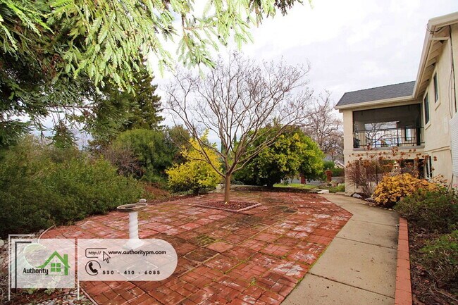 Building Photo - 3112 Riesling Path