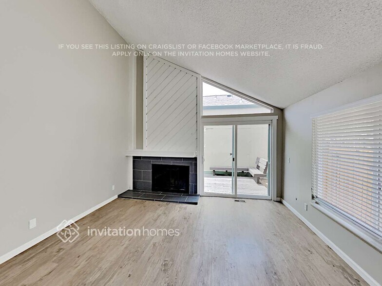 Building Photo - 3753 S Danube Cir