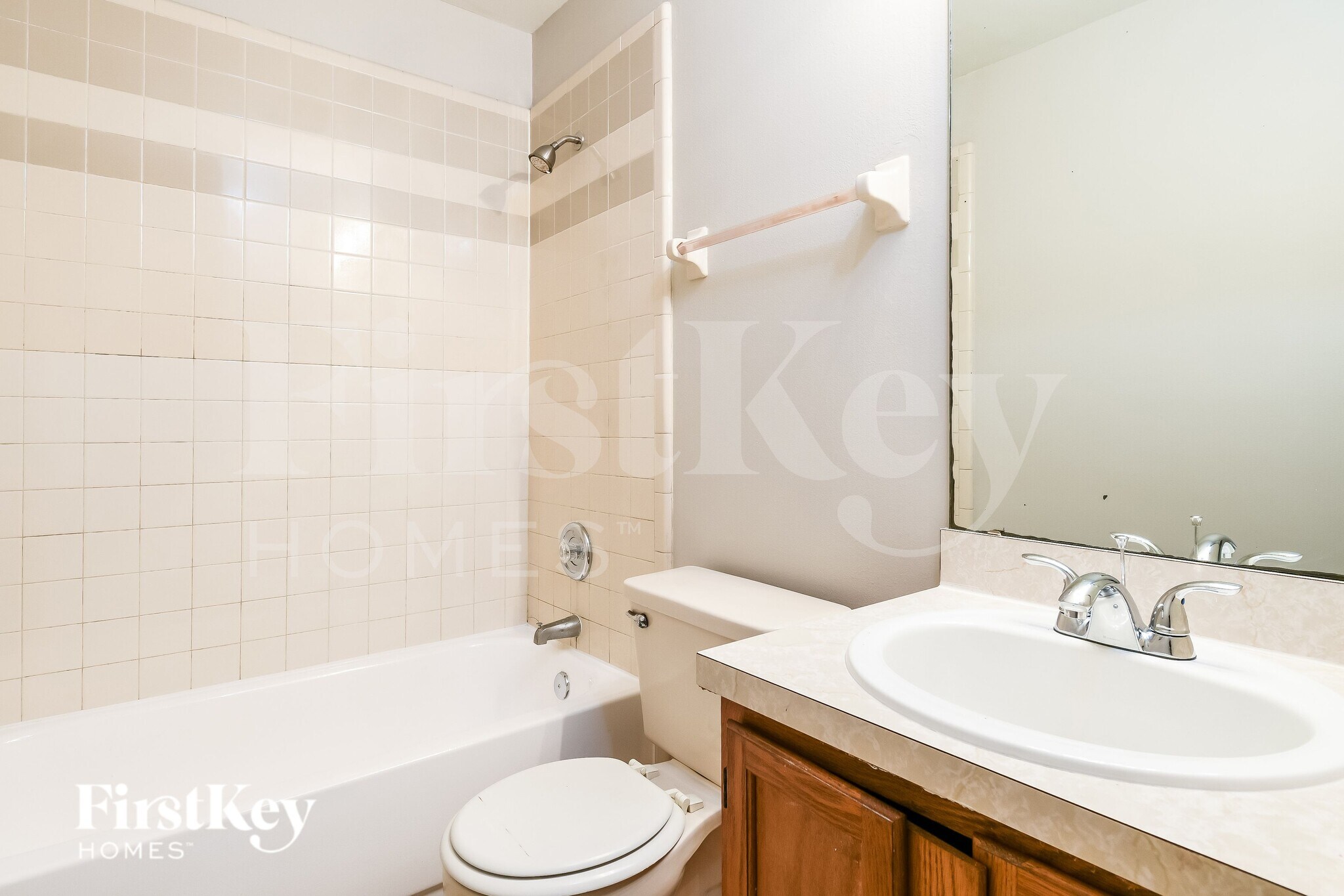 Building Photo - 3650 Willys Ave