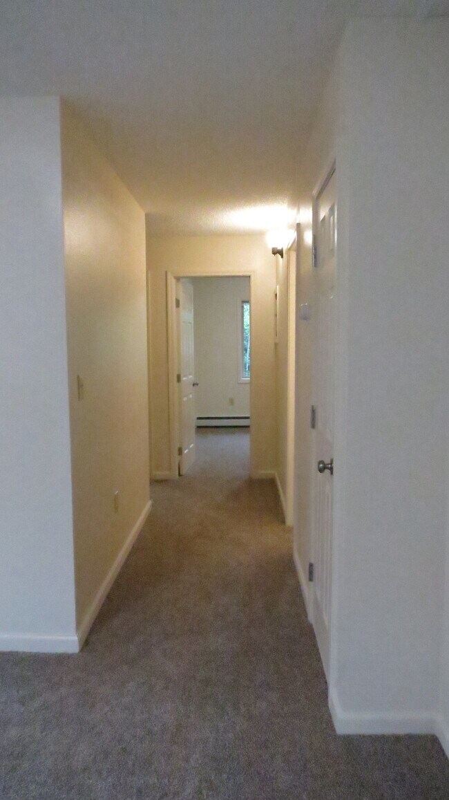 Building Photo - Ri-Don Apartments