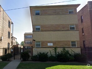 Building Photo - 10511 S Hale Ave