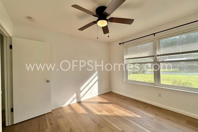 Building Photo - 309 Pontevedra Ln